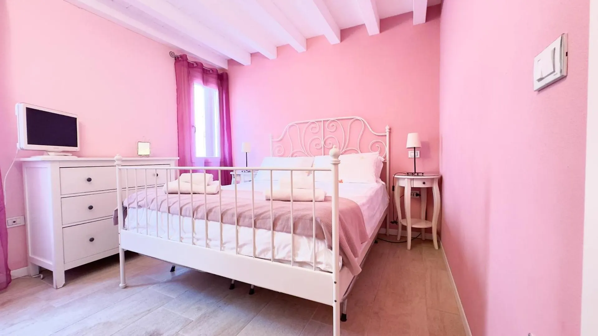 Chioggia 4U:Nuovo Centrale Fresco Top Comfort Daire