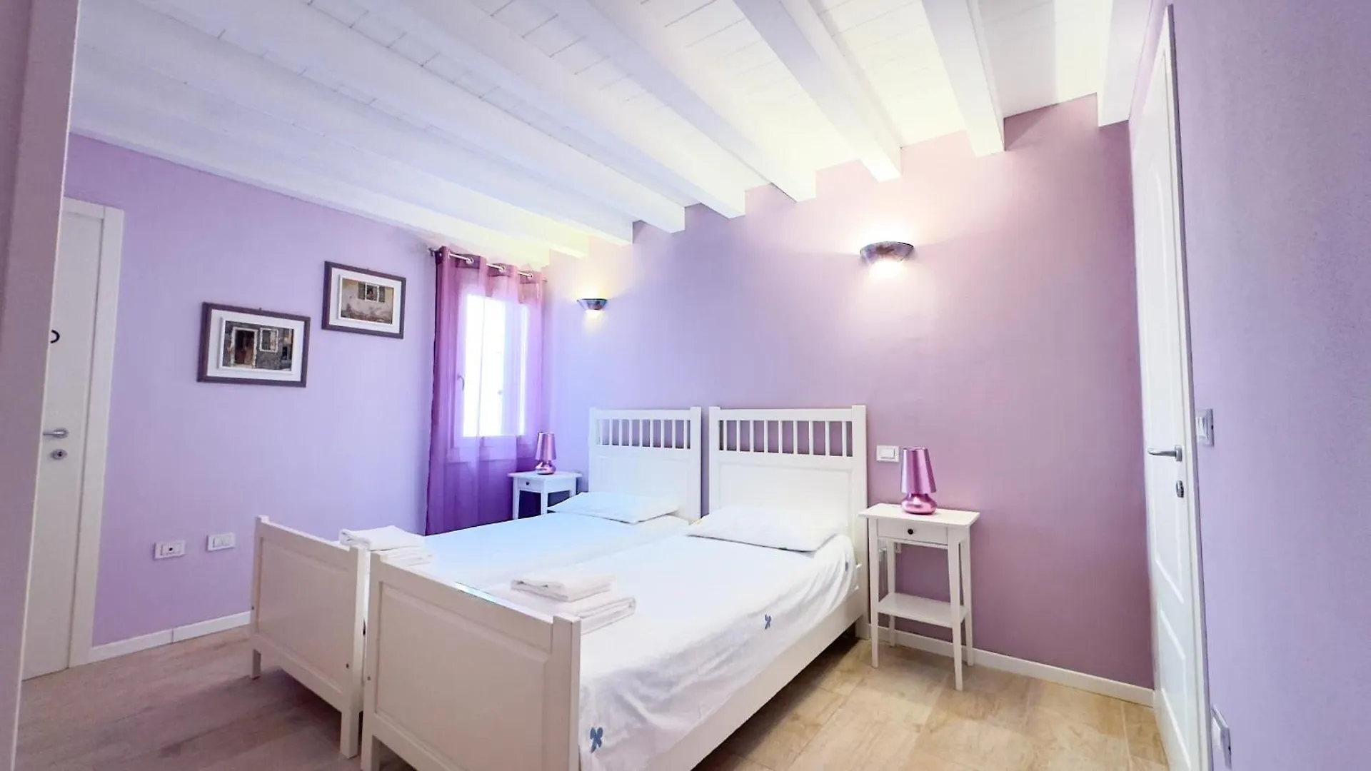 Chioggia 4U:Nuovo Centrale Fresco Top Comfort Daire 0*,  İtalya